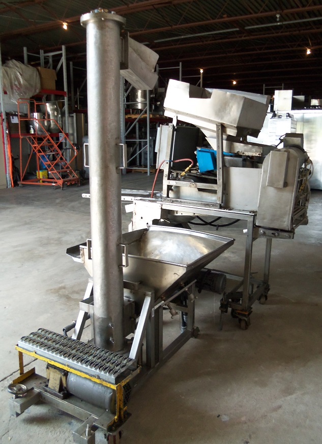 DusterSeeder With Overflow Hopper Auger - Pre-Owned Items ...